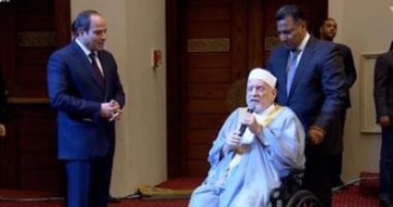 الدكتور أحمد عمر هاشم رئيس جامعة الأزهر الأسبق