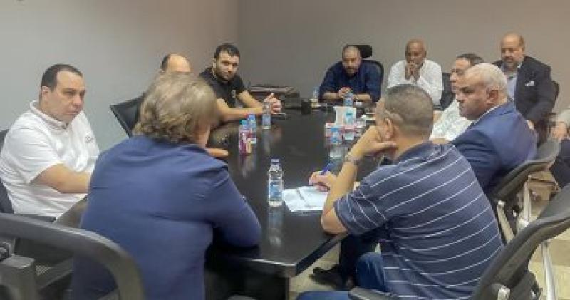اجتماع لرابطة الأندية