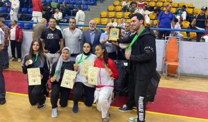 لاعبات الزمالك يحصدن درع الدرجة الثانية للكاراتيه كوميتيه