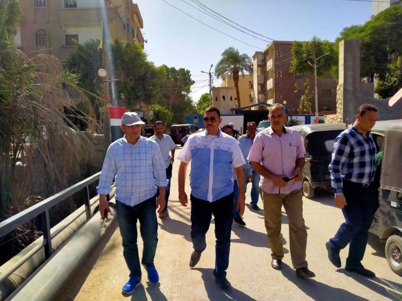 محافظ أسيوط يوجه بمتابعة معدلات تنفيذ مشروعات الخطة الاستثمارية 
