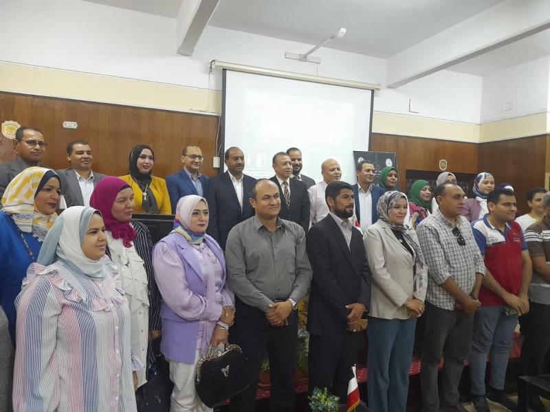 جامعة سوهاج تستضيف الحوار الوطني للتغيرات المناخية لقطاع الصعيد