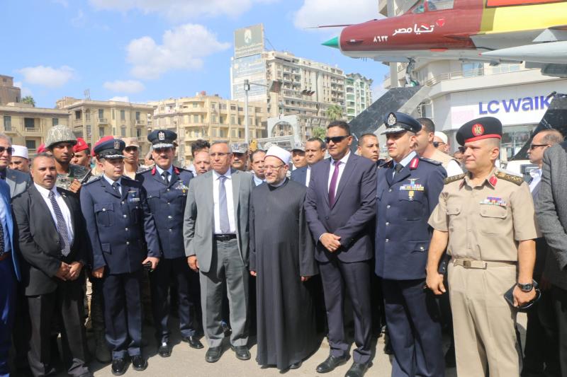 د. عبد السند يمامة يشارك في افتتاح النصب التذكاري لشهداء محافظة.. ويلتقي المحافظ ومفتي الجمهورية