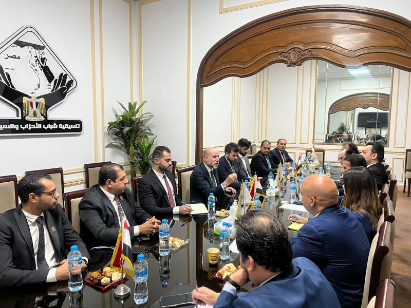 وفد التنسيقية خلال اللقاء 