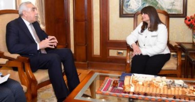 سفير العراق مع وزيرة الهجرة وشئون المصريين فى الخارج