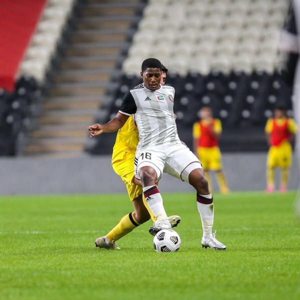 أحمد فوزى لاعب الظفرة الإماراتي 