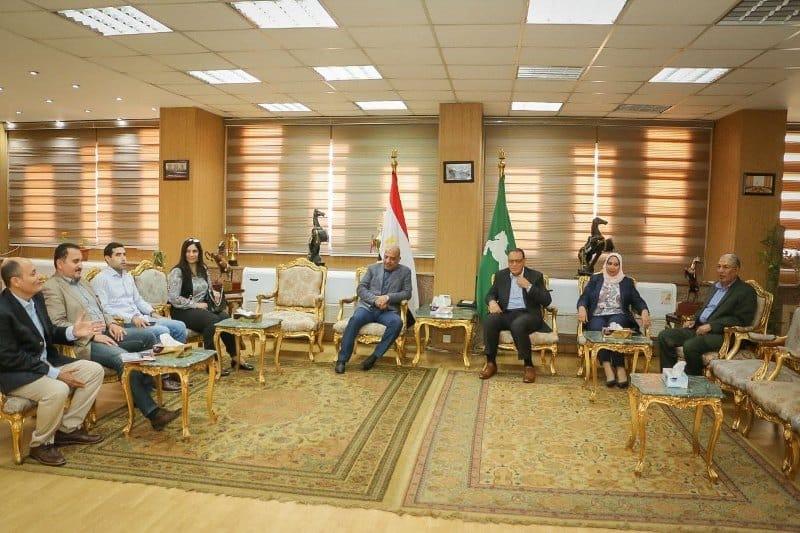 محافظ الشرقية يستقبل وزير قطاع الأعمال العام لبحث سُبل تعزيز التعاون المشترك بين المحافظة والوزارة