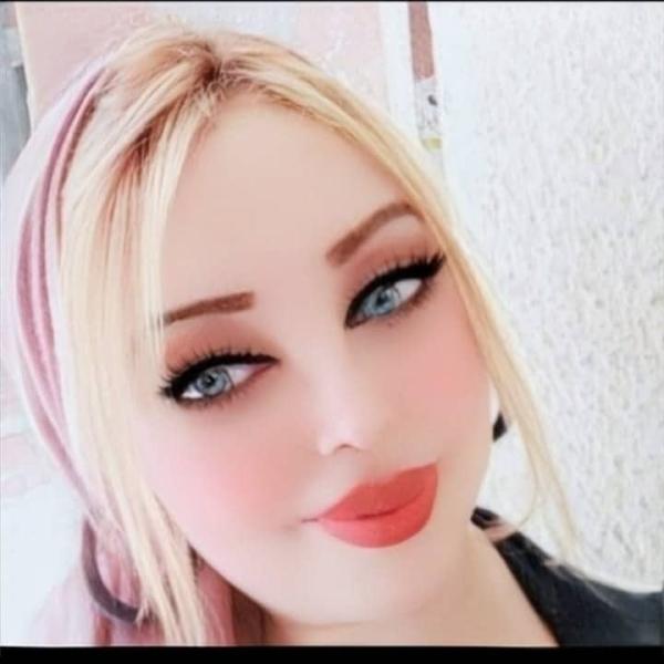 الاعلامية هنا شلبي