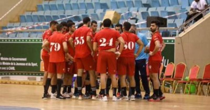 يد الاهلى