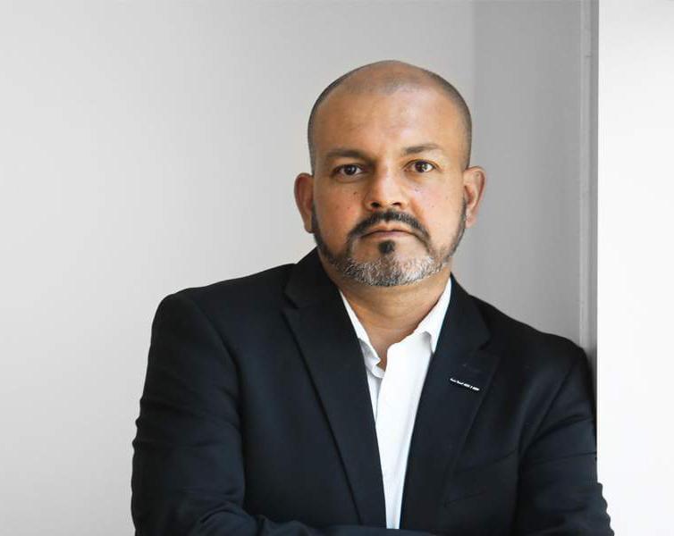 فيصل سلطان