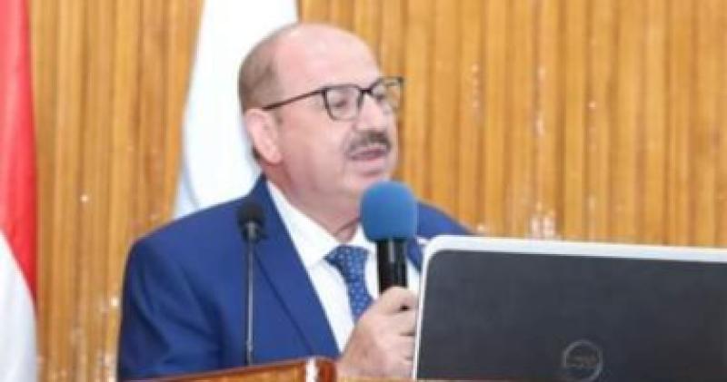 اللواء محمود نافع رئيس شركة الصرف الصحي بالإسكندرية