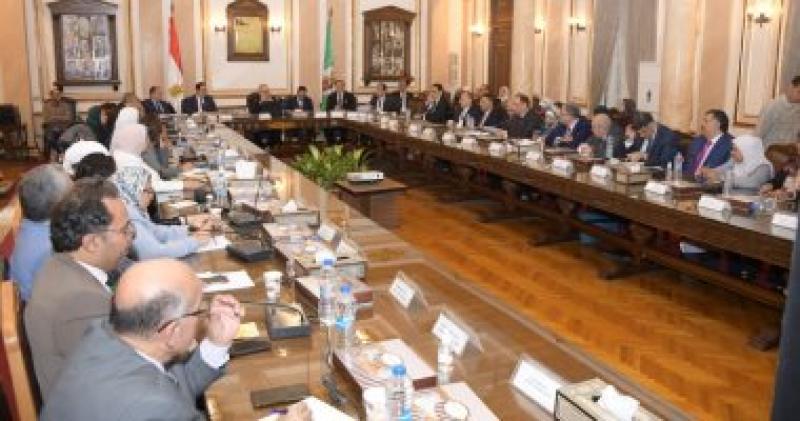 الخشت يترأس مجلس جامعة القاهرة