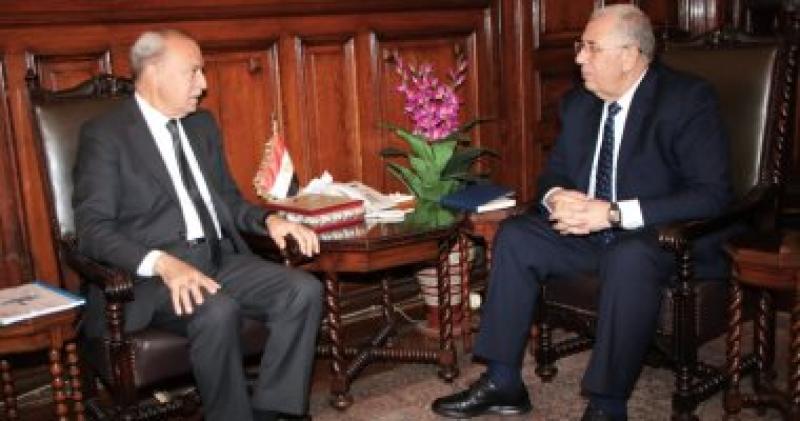 وزير الزراعة و محافظ القليوبية