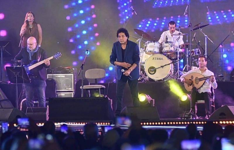 محمد منير 