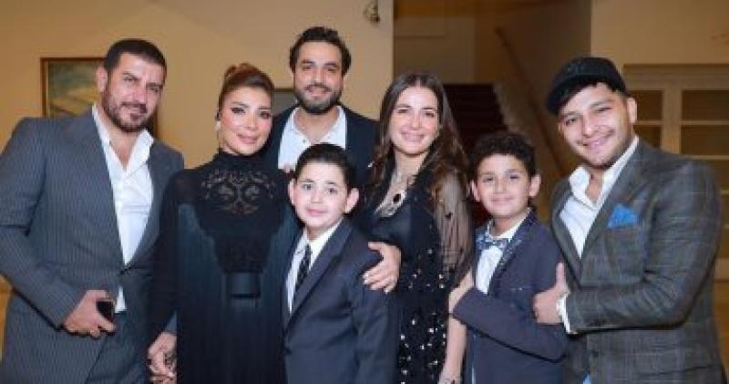 أصالة نصرى وأسرتها من حفل الموسيقى العربية