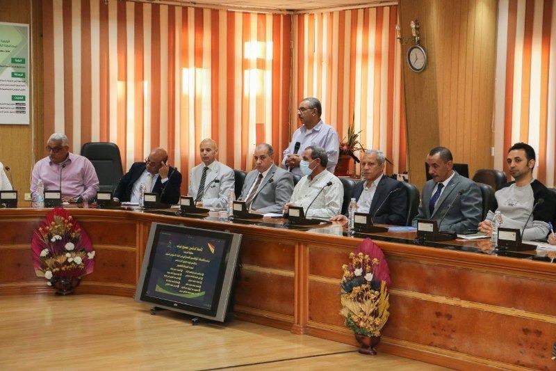 بحث شكاوى المواطنين وازالة اسبابها  بلقاء الاثنين بمحافظة الشرقية 