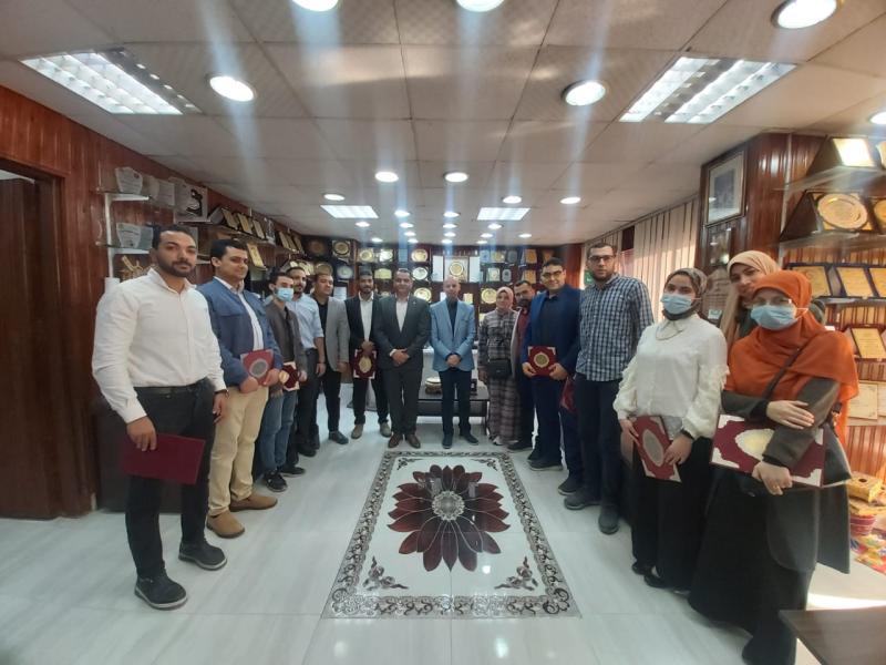 وكيل وزارة الصحة بالشرقية يكرم أوائل الجمهورية من متدربي الزمالة المصرية بالشرقية