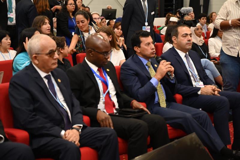 وزير الشباب والرياضة يشهد أُولي جلسات اليوم الموضوعي للشباب والأجيال المستقبلية cop27بمؤتمر المناخ 