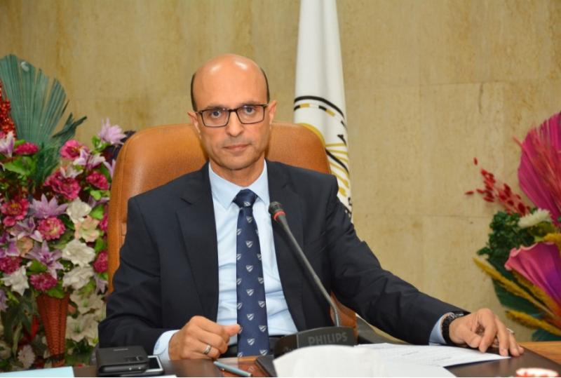 رئيس جامعة أسيوط 