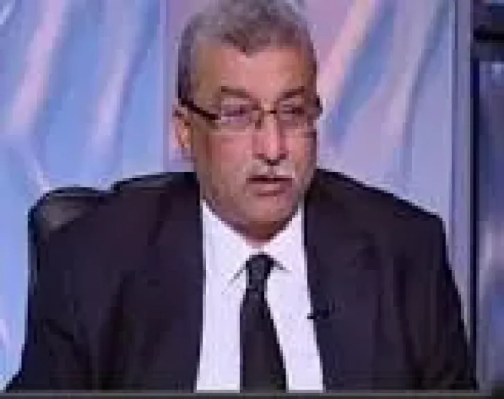 الكاتب الصحفي محمود نفادي 