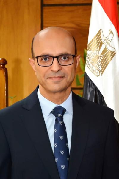 رئيس جامعة أسيوط 