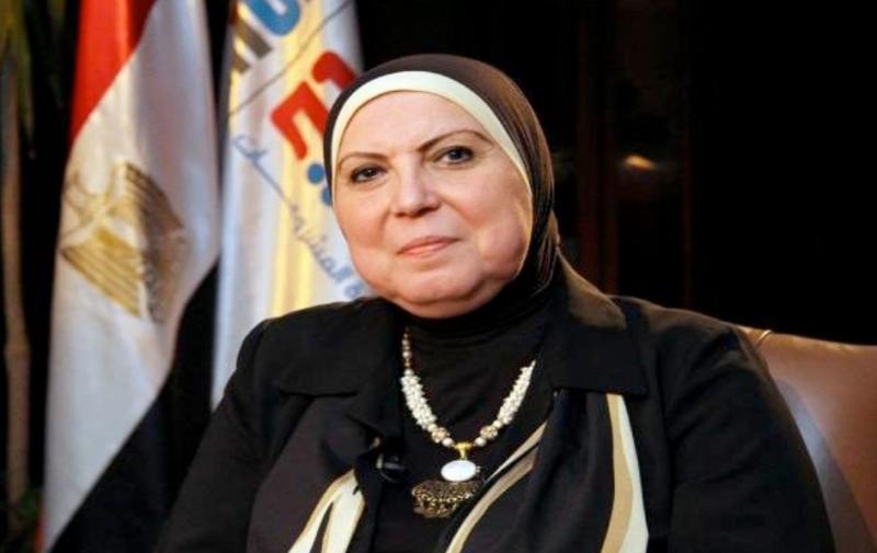نيفين جامع