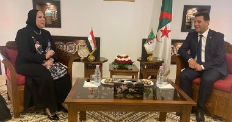 نيفين جامع وياسين حمادي