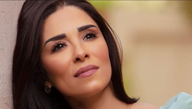 الغائبة الحاضرة الاعلامية اسماء مصطفى 