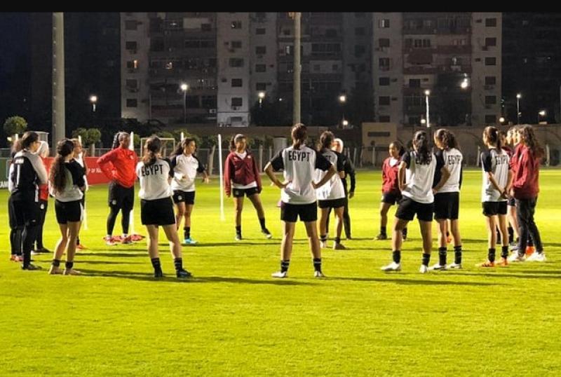 منتخب الكرة النسائية