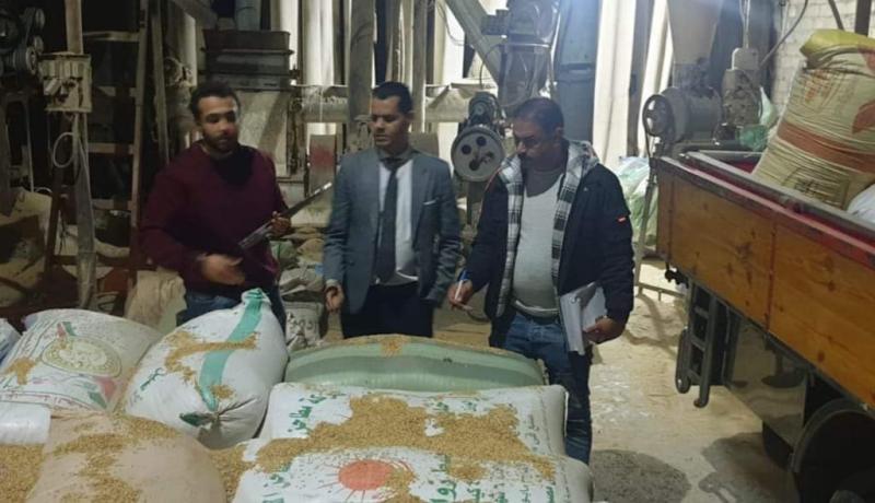 ضبط ١٥ طن أرز فى حملة تموينية مكبرة بمركز السنبلاوين بالدقهلية 