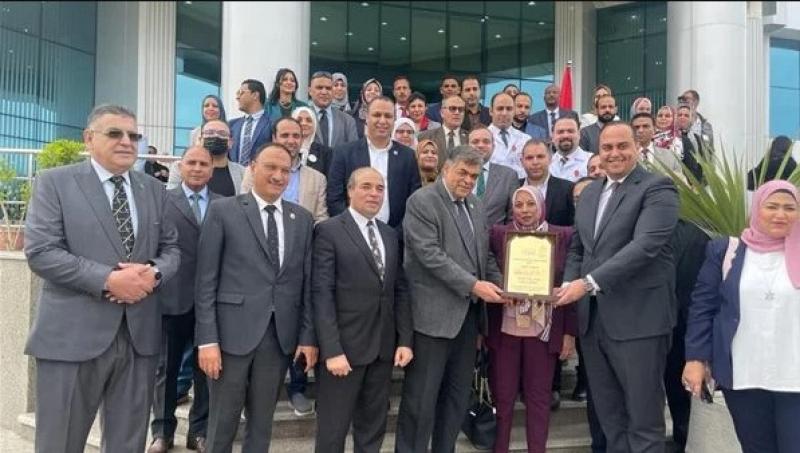 وفد لجنة الشئون الصحية بمجلس النواب
