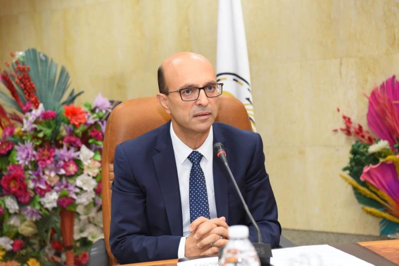 رئيس جامعة أسيوط