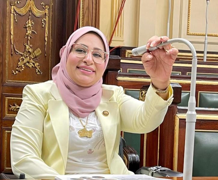 النائبه هند حازم
