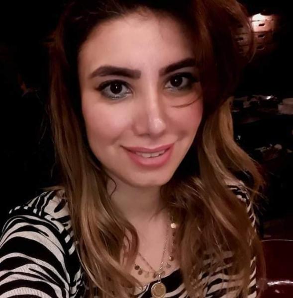 الكاتبة الصحفية هايدى فاروق