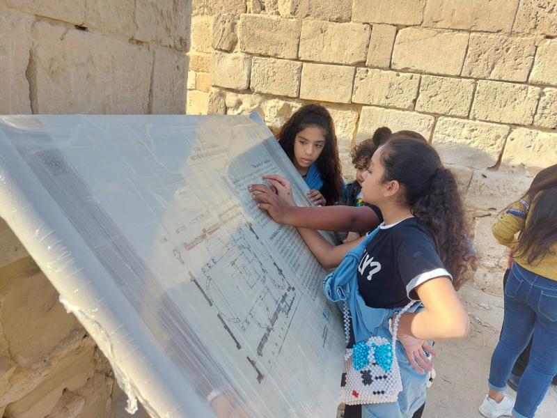 لوحات إرشادية والمعلوماتية بموقع أبو مينا الأثري 