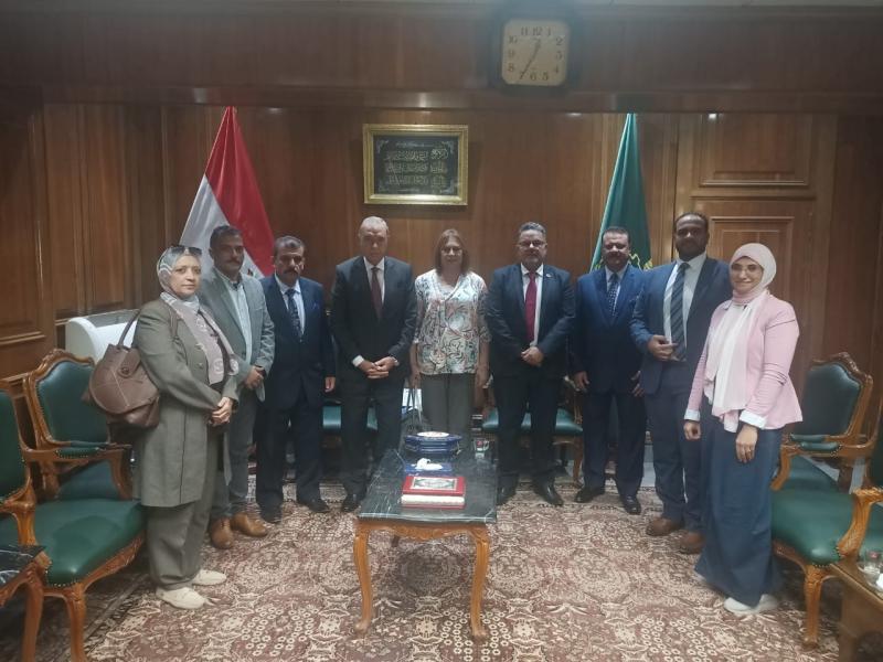 برنامج " فرصة" يطلق قافلة للتمكين الاقتصادي بمحافظة القليوبية 
