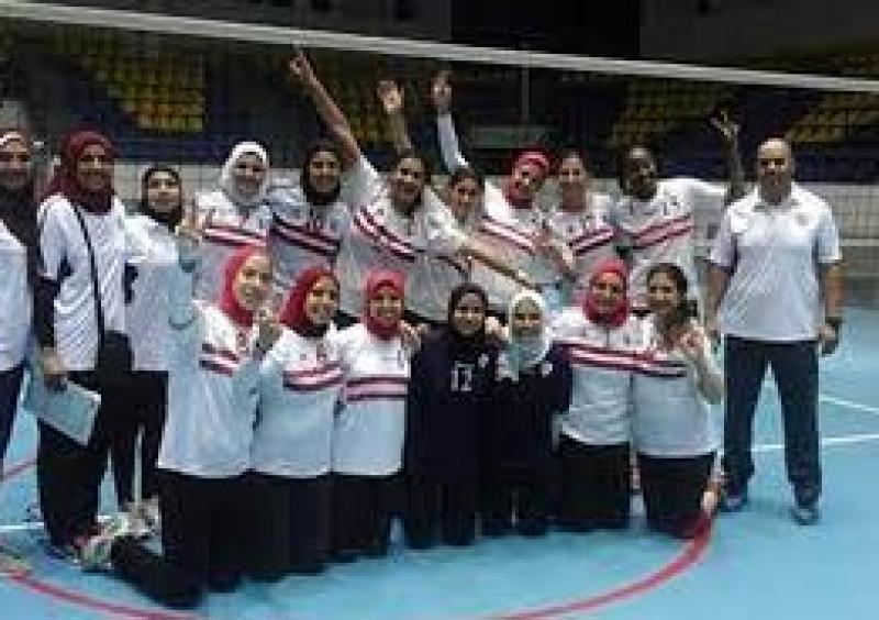 فريق سيدات الكرة الطائرة بنادي الزمالك 
