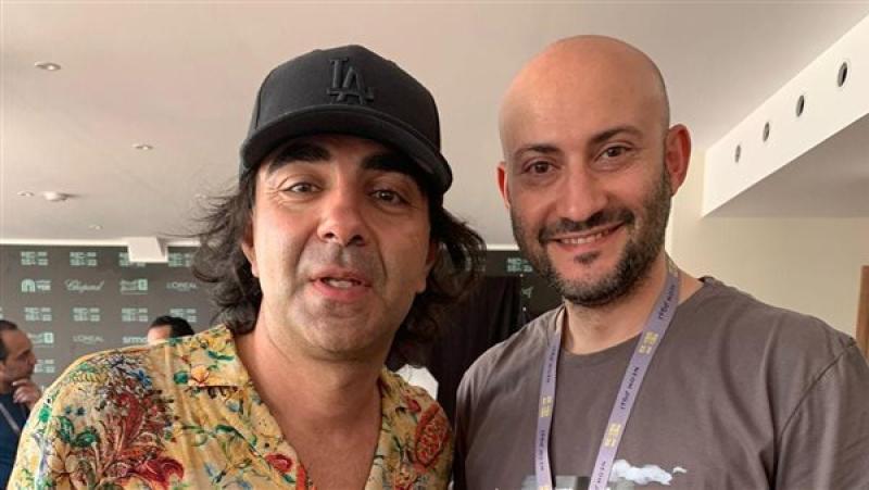 الناقد محمد نبيل والمخرج فاتح اكين 