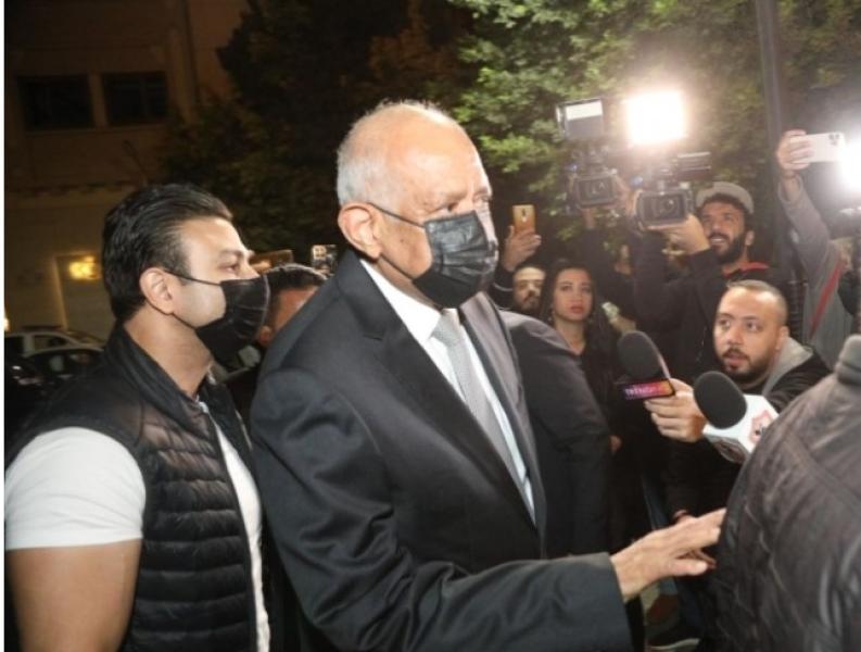  الدكتور على عبد العال يشارك في عزاء مفيد فوزى