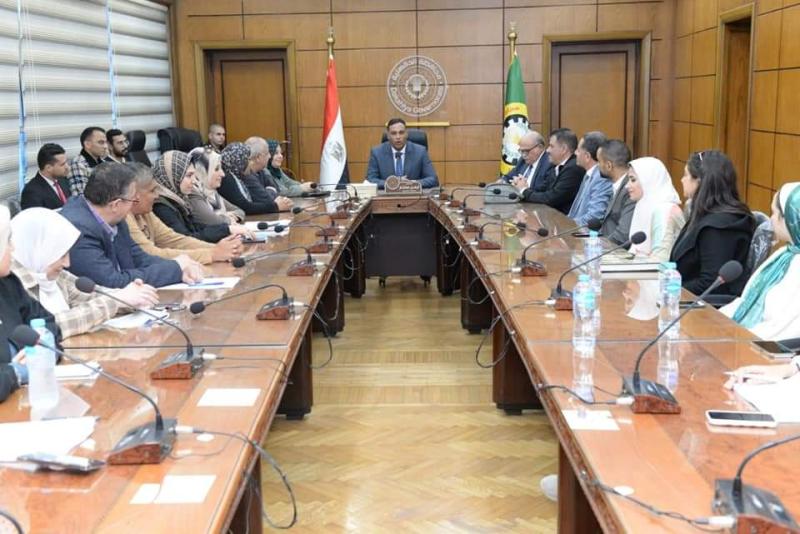 محافظ الدقهلية يستقبل وفد جامعة الإسكندرية لمناقشة مقترحات تطوير وتنمية مدينة جمصه 