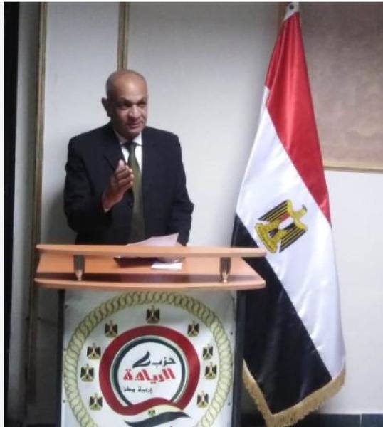  كمال حسنين رئيس حزب الريادة 
