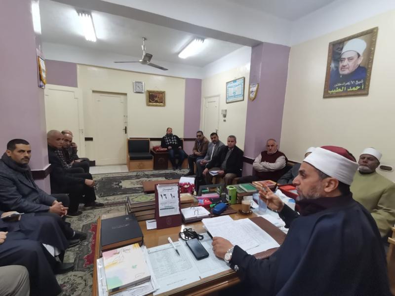 أزهر الشرقية :جنيدى يبحث تقارير المعاهد المرشحة للجودة 