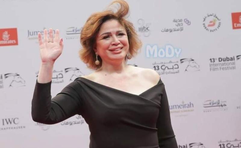الفنانة الهام شاهين
