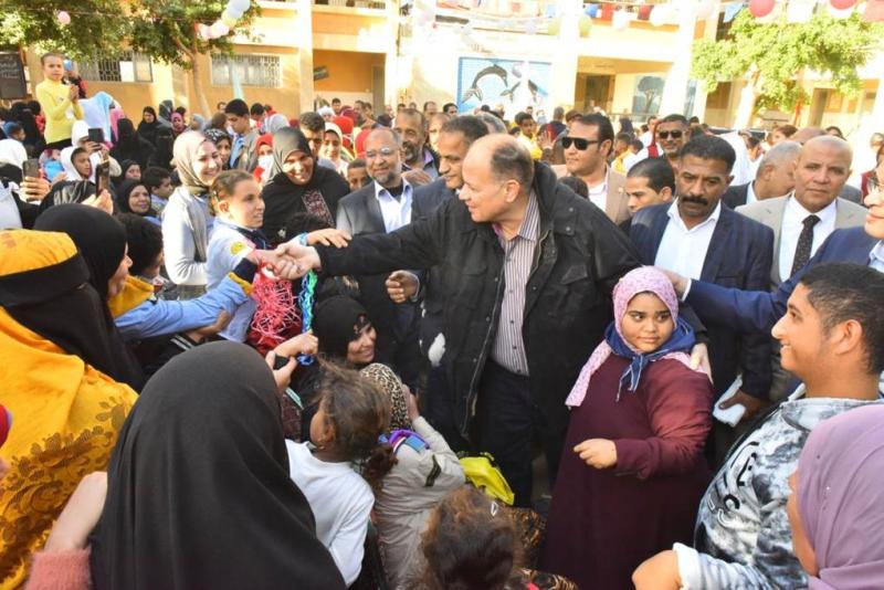 محافظ أسيوط يشهد احتفالية اليوم العالمي لذوى الاعاقة بمدرسة سوالم أبنوب 