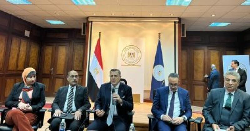 وزير السياحة والآثار