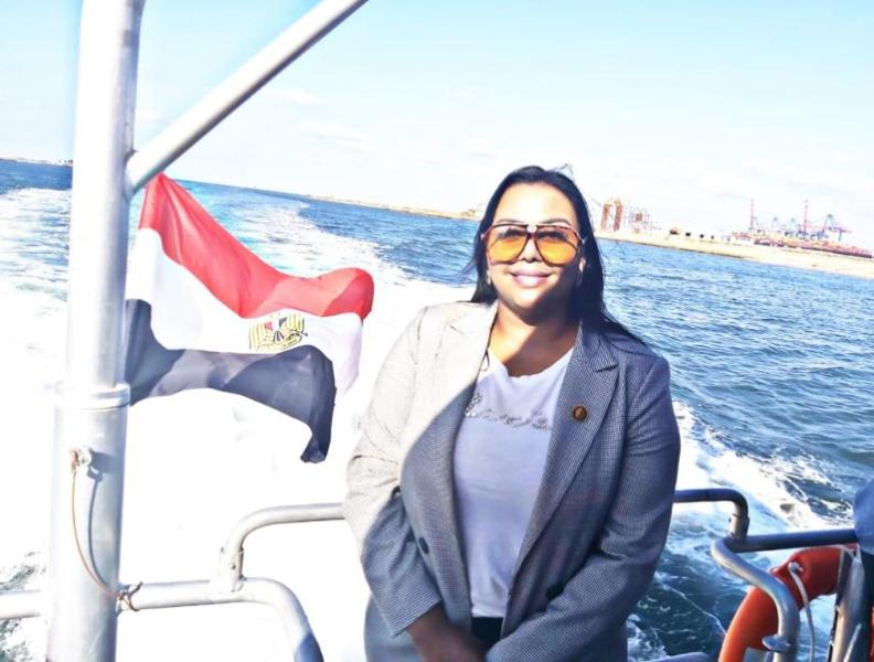النائبة نيفين حمدي