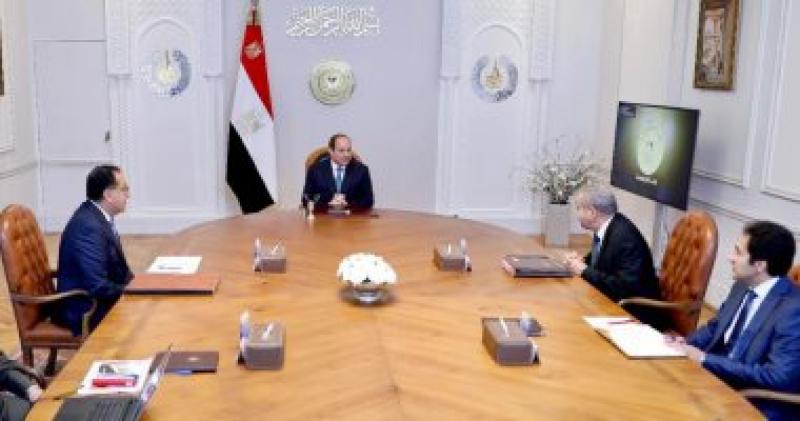 خلال الاجتماع 