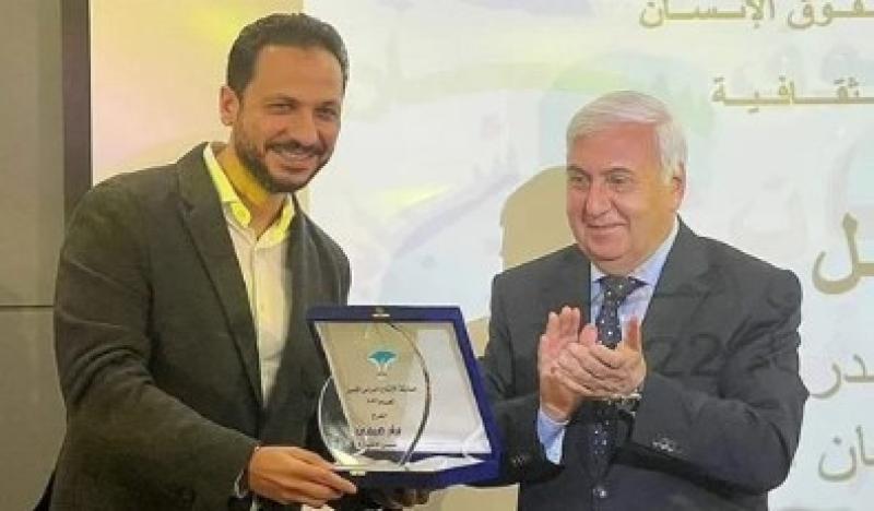 بيتر ميمى