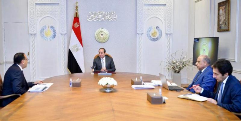 الرئيس السيسي يوجه بمواصلة جهود تطوير شركات قطاع الأعمال العام بكافة مكوناته
