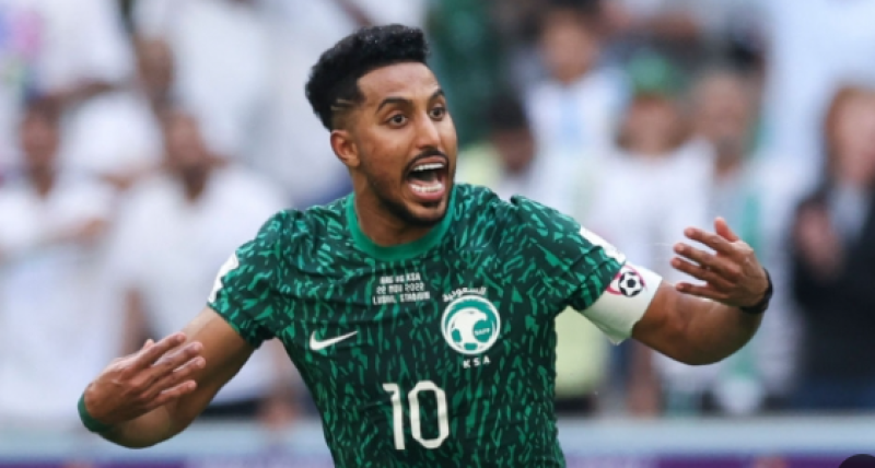 الدوسري يحتفل بهدفه أمام الأرجنتين