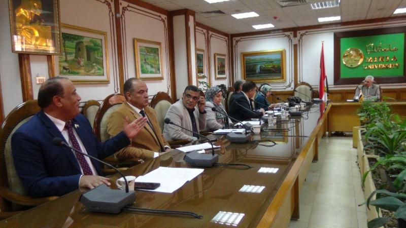 "الدراسات العليا والبحوث" بجامعة المنيا يعتمد جداول امتحانات طلاب الدراسات العليا 